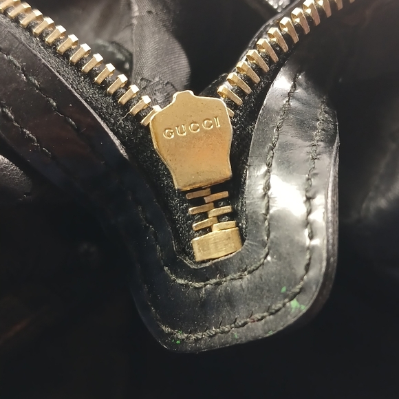 Gucci black patent leather Hysteria tote handbag. - Picture 7 of 10